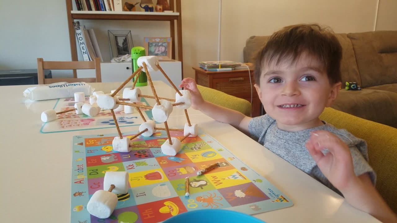 Einfallsreiche Rätsel-Spiele Kinder drinnen fuer kleine Detektive