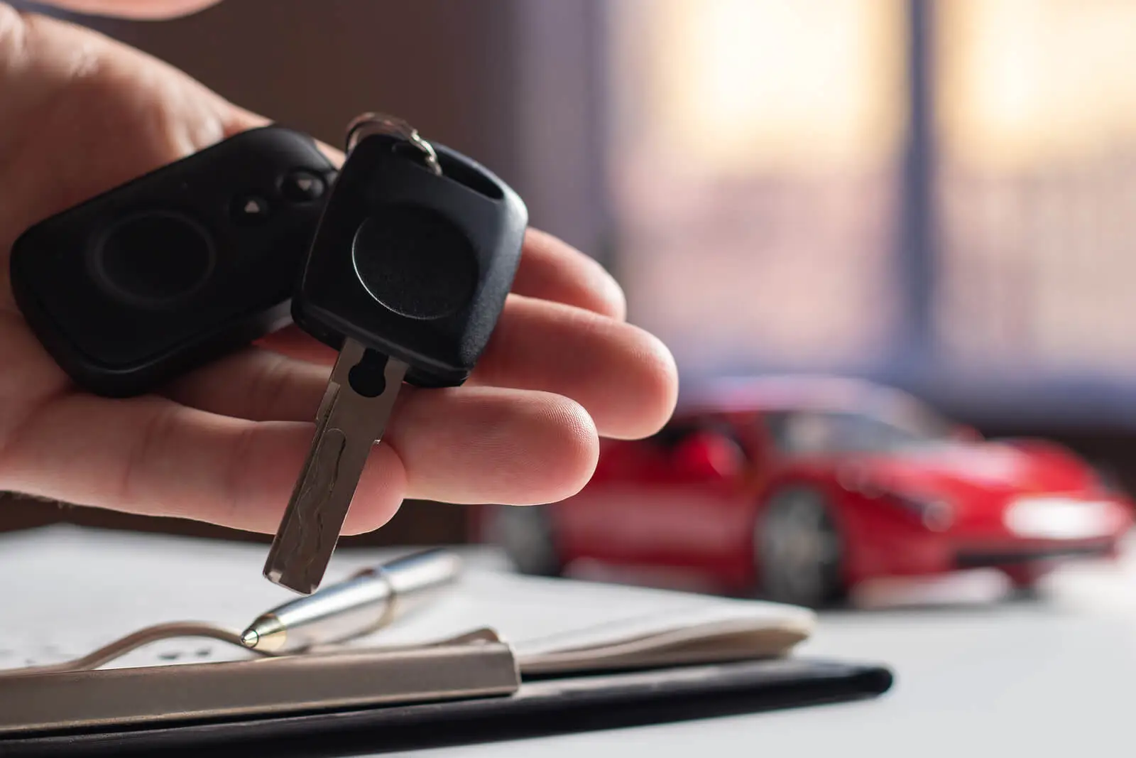 Bei Mr Key Ersatzschlüssel Auto auch nach Bild schneiden lassen